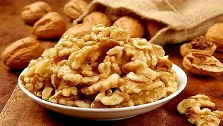 প্রিমিয়াম আখরোট (খোসা ছাড়া)